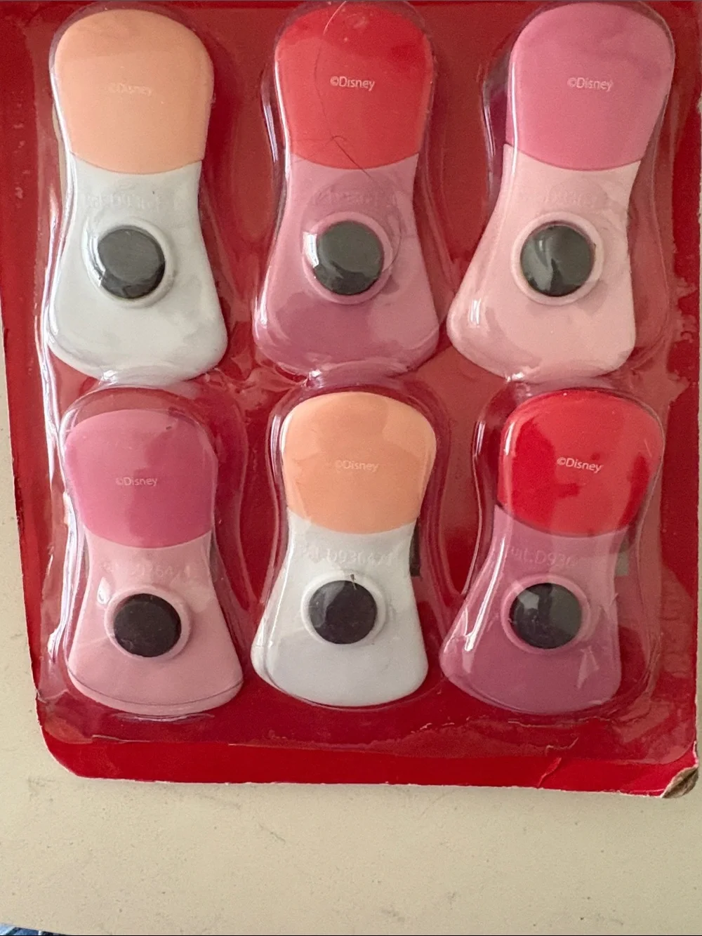 Disney, the Aristocats Marie set of six bad clips with magnets New